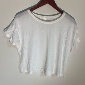 Lululemon crop top tee